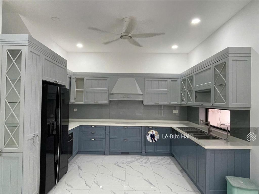 Giá tốt pmh! chỉ 52 triệu/tháng cho thuê ngay biệt thự liên kế 4 phòng ngủ full nội thất