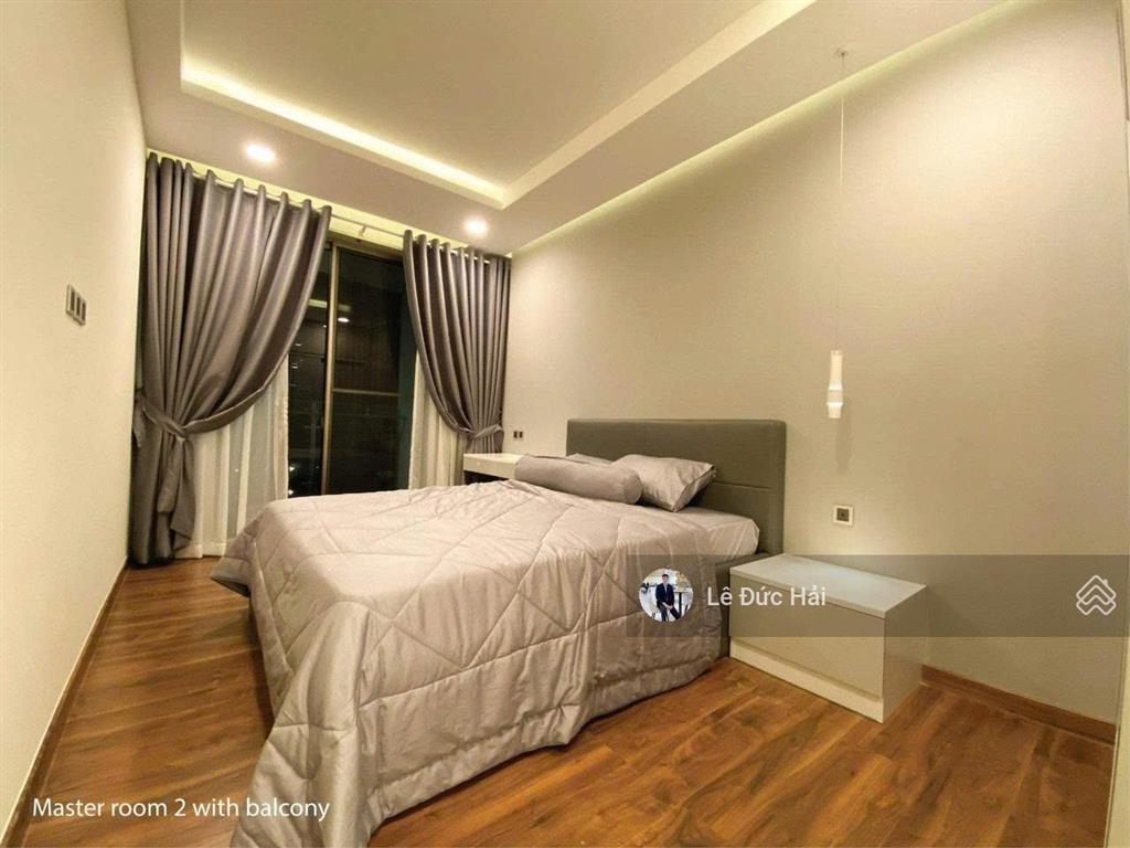 Cho thuê 2pn midtown diện tích 105 m2 có sân vườn hiếm có giá chỉ 26 triệu/tháng .  0902 244 ***