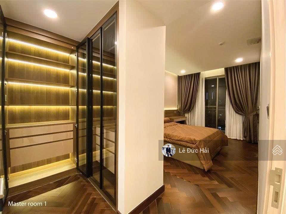 Cho thuê 2pn midtown diện tích 105 m2 có sân vườn hiếm có giá chỉ 26 triệu/tháng .  0902 244 ***