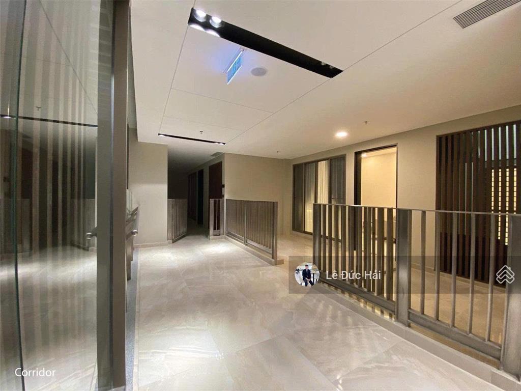 Cho thuê 2pn midtown diện tích 105 m2 có sân vườn hiếm có giá chỉ 26 triệu/tháng .  0902 244 ***