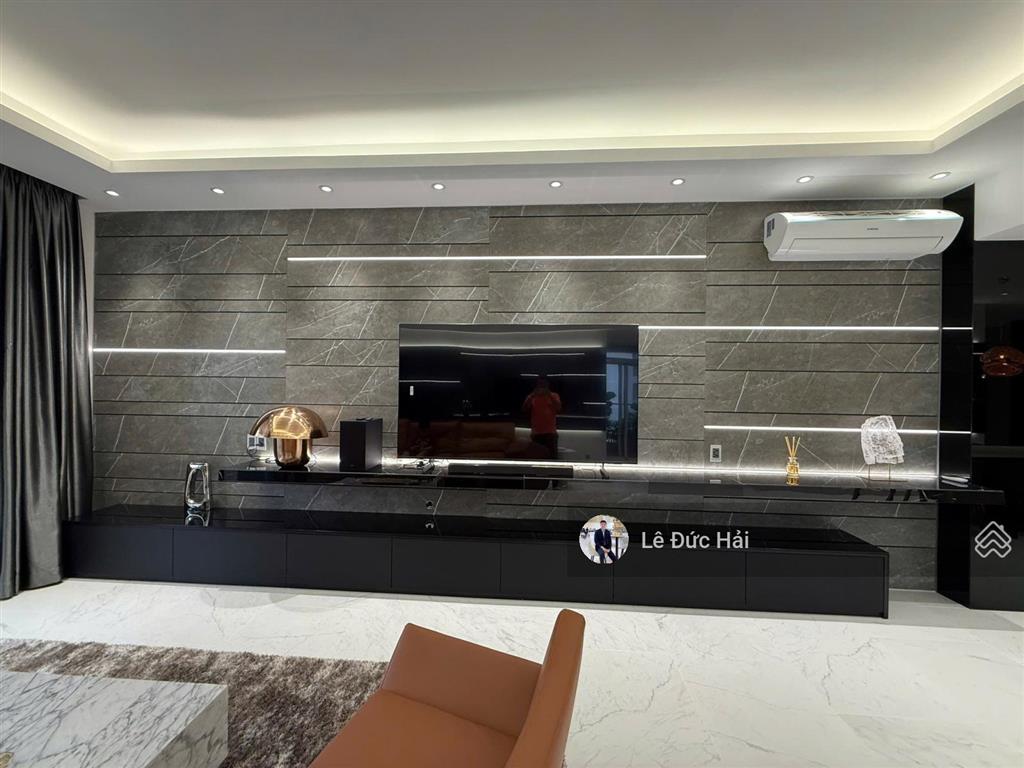 Siêu phẩm cho thuê 03 phòng ngủ 146 m2 tại riverside residence phú mỹ hưng .  em hải