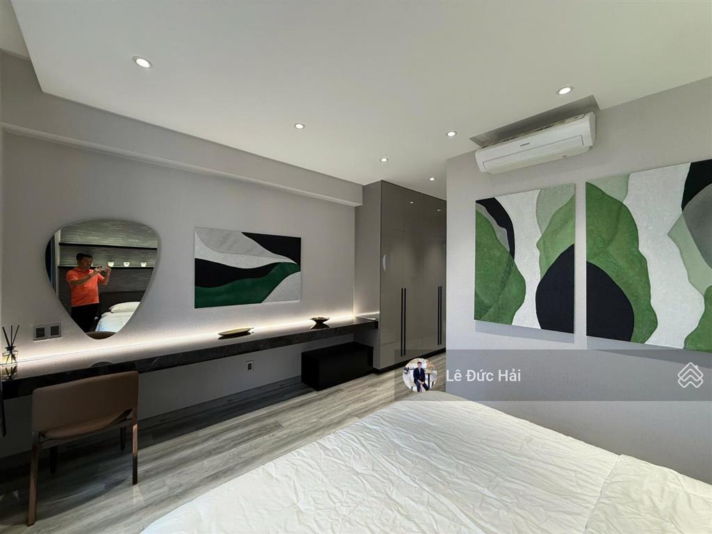 Siêu phẩm cho thuê 03 phòng ngủ 146 m2 tại riverside residence phú mỹ hưng .  em hải