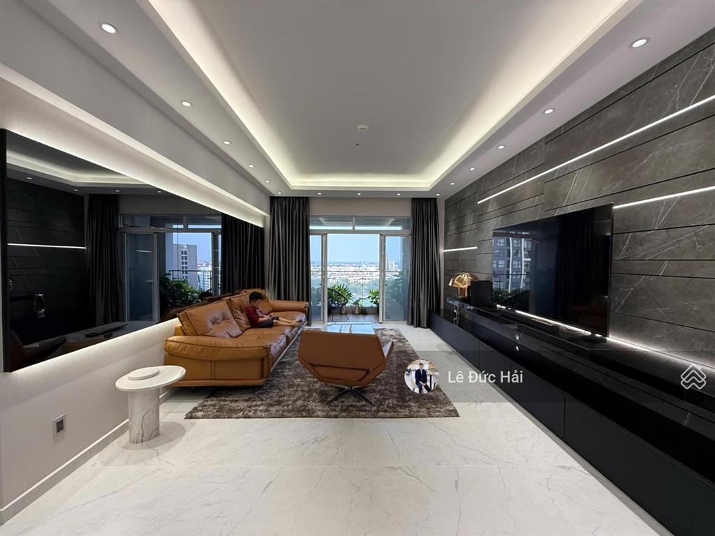 Siêu phẩm cho thuê 03 phòng ngủ 146 m2 tại riverside residence phú mỹ hưng .  em hải