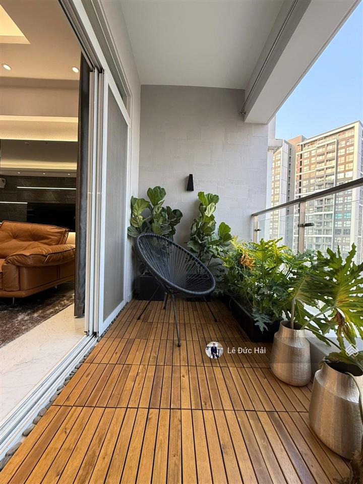 Siêu phẩm cho thuê 03 phòng ngủ 146 m2 tại riverside residence phú mỹ hưng .  em hải