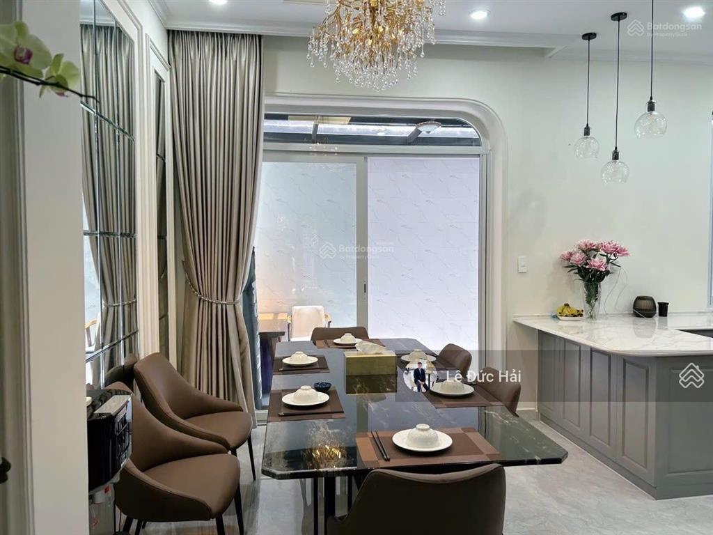 Cực phẩm cho thuê! biệt thự liên kế phú mỹ hưng 4pn nội thất cao cấp giá thuê 65 triệu/tháng