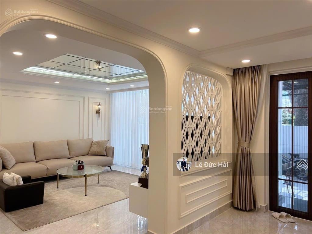 Cực phẩm cho thuê! biệt thự liên kế phú mỹ hưng 4pn nội thất cao cấp giá thuê 65 triệu/tháng