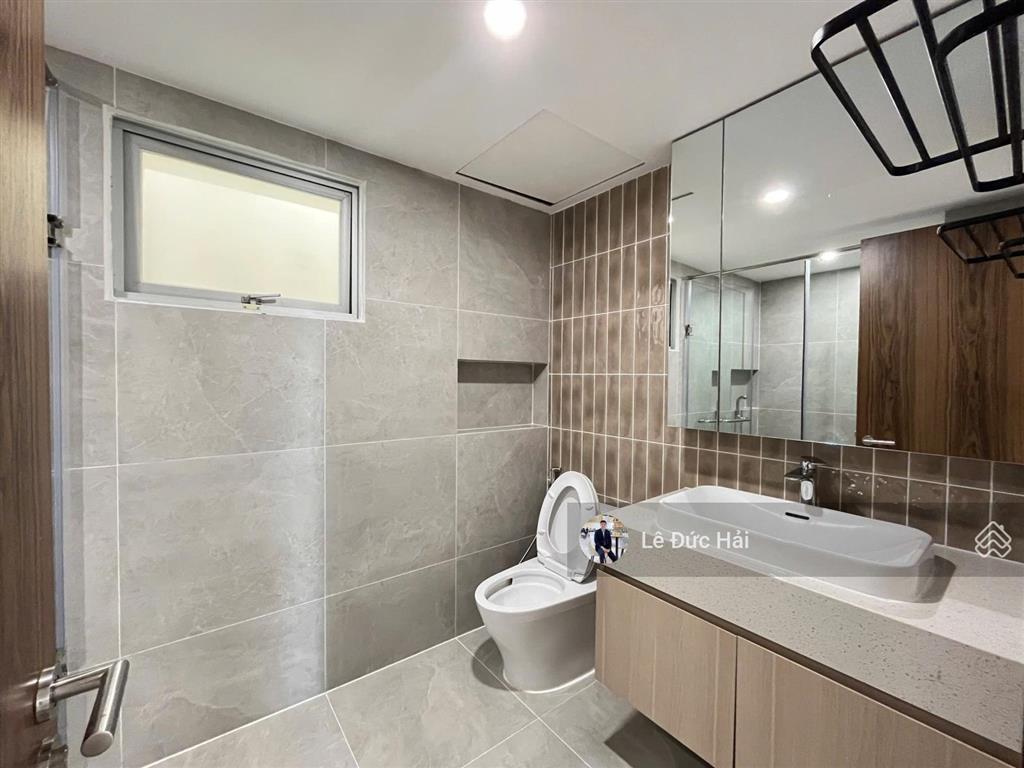 Cho thuê 3pn garden plaza nội thất đẹp diện tích 141 m2 (ban công dài miên man) giá chỉ 48 triệu/th