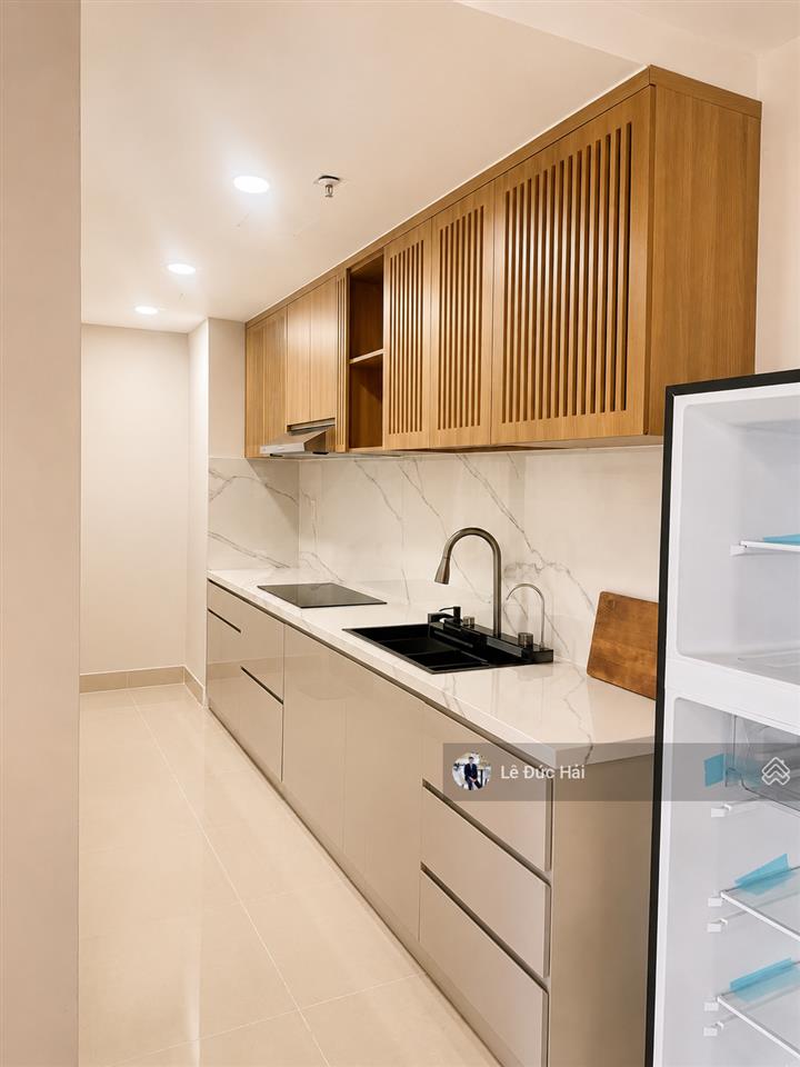 2pn hưng phúc nhà đẹp view biệt thự  cho thuê giá tốt 20 triệu/ tháng   xem nhà 0902 244 ***