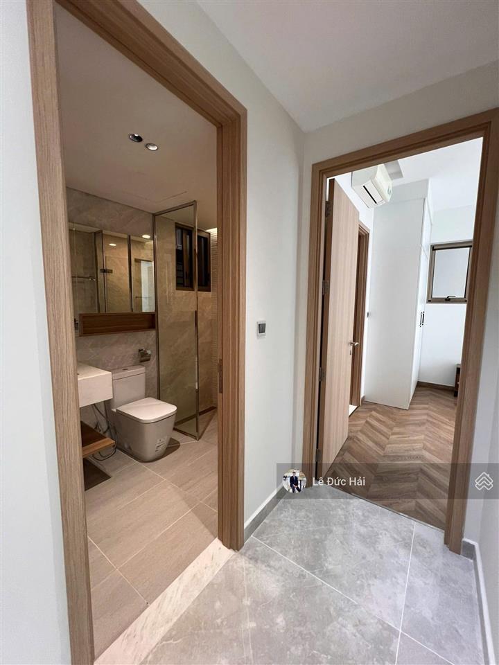 Cho thuê 2pn midtown nội thất cao cấp (có ô xe)  tầng cao thoáng mát  anh chị quan tâm 