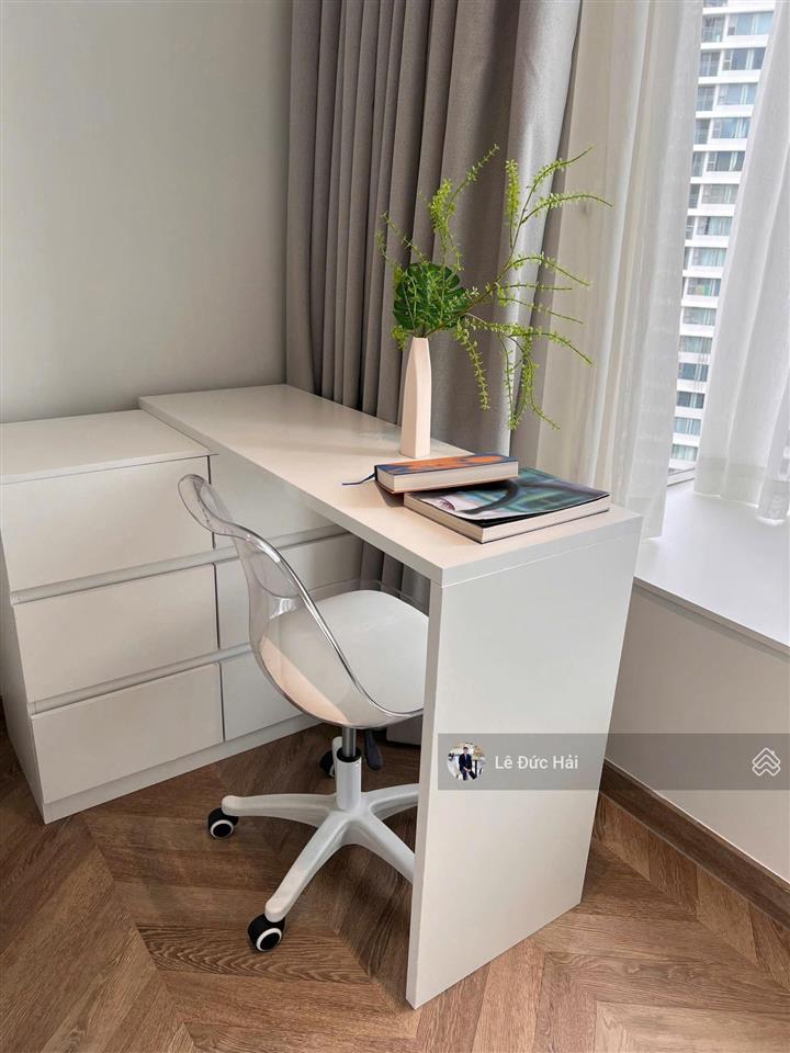 Cho thuê 2pn midtown nội thất cao cấp (có ô xe)  tầng cao thoáng mát  anh chị quan tâm 