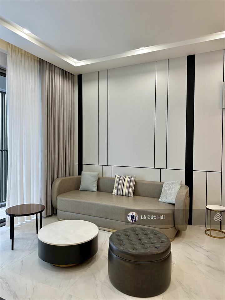 Siêu rẻ! 2pn midtown nhà đẹp cho thuê giá chỉ 28 triệu/th (ô đậu xe kèm)  0902 244 ***