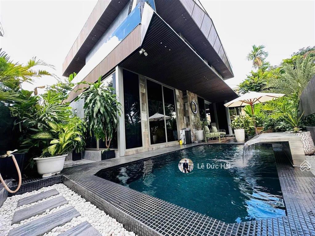 Vip  biệt thự đơn lập compound phú mỹ hưng 5pn nội thất luxury có hồ bơi cho thuê