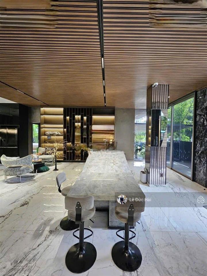 Vip  biệt thự đơn lập compound phú mỹ hưng 5pn nội thất luxury có hồ bơi cho thuê