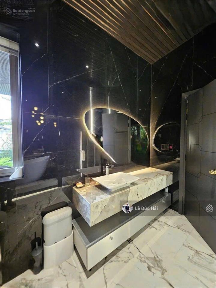 Vip  biệt thự đơn lập compound phú mỹ hưng 5pn nội thất luxury có hồ bơi cho thuê