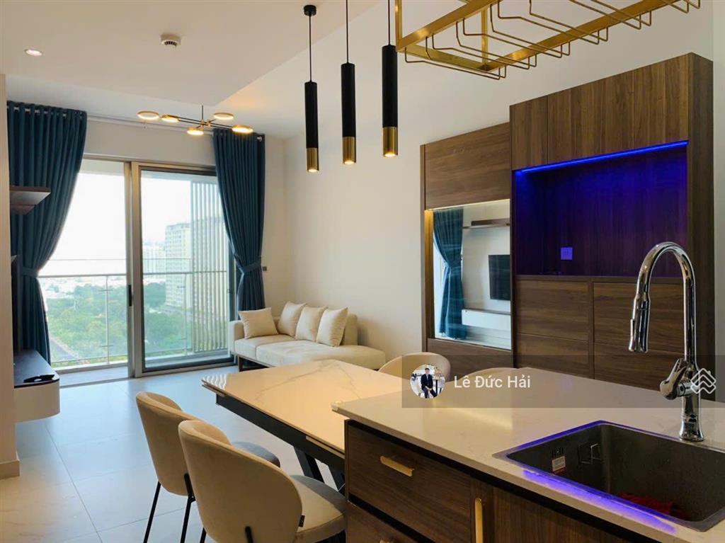 Giá chỉ 28 triệu/tháng  cho thuê 2pn midtown  căn góc 2 ban công view biệt thự (ô xe hầm)  ngay