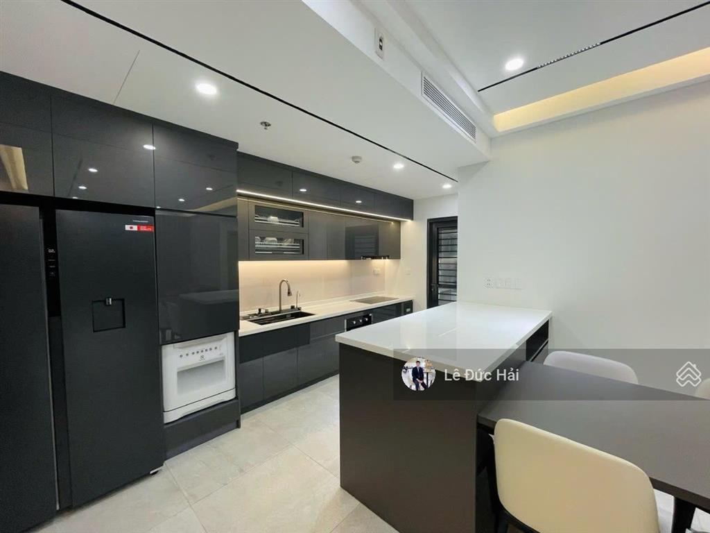 Hot cho thuê 3pn the antonia nhà đẹp cao cấp ô xe hầm giá chỉ 40 triệu/tháng ở ngay.  0902 244 ***