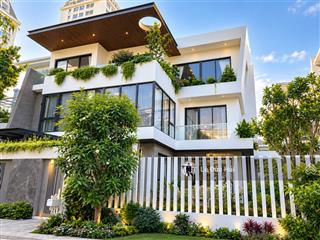 Biệt thự đơn lập trung tâm phú mỹ hưng cho thuê  5pn full nội thất nhà rộng rãi có hồ cá