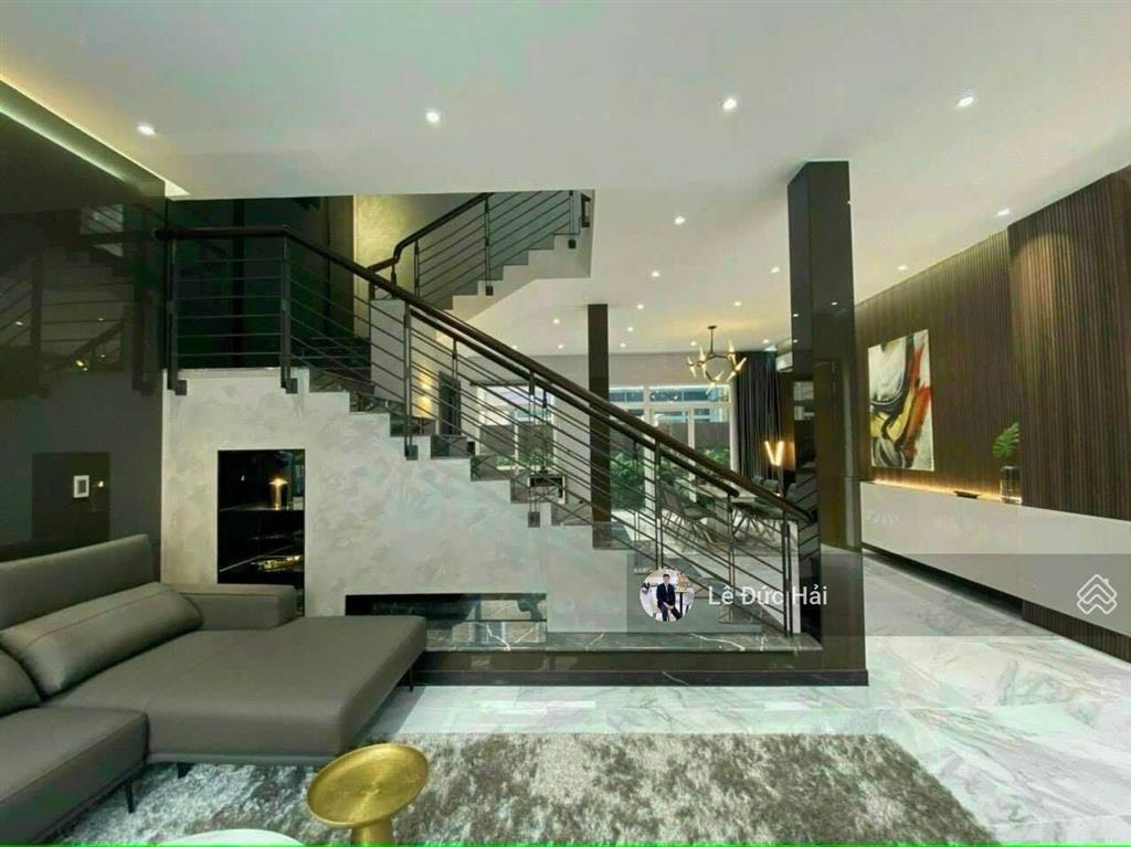 Nhà đẹp  cho thuê biệt thự liền kề nội thất cao cấp 4pn trung tâm phú mỹ hưng vào ở ngay
