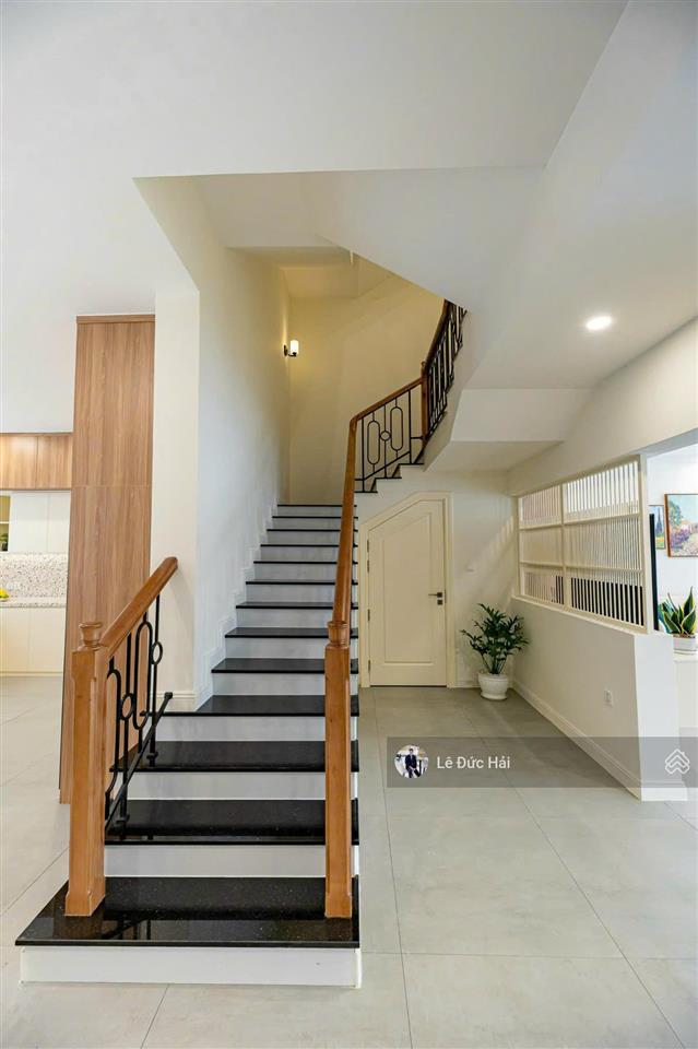 Siêu đẹp  cho thuê biệt thự 5pn nội thất đẹp mặt tiền đường lớn vừa ở vừa làm văn phòng công ty