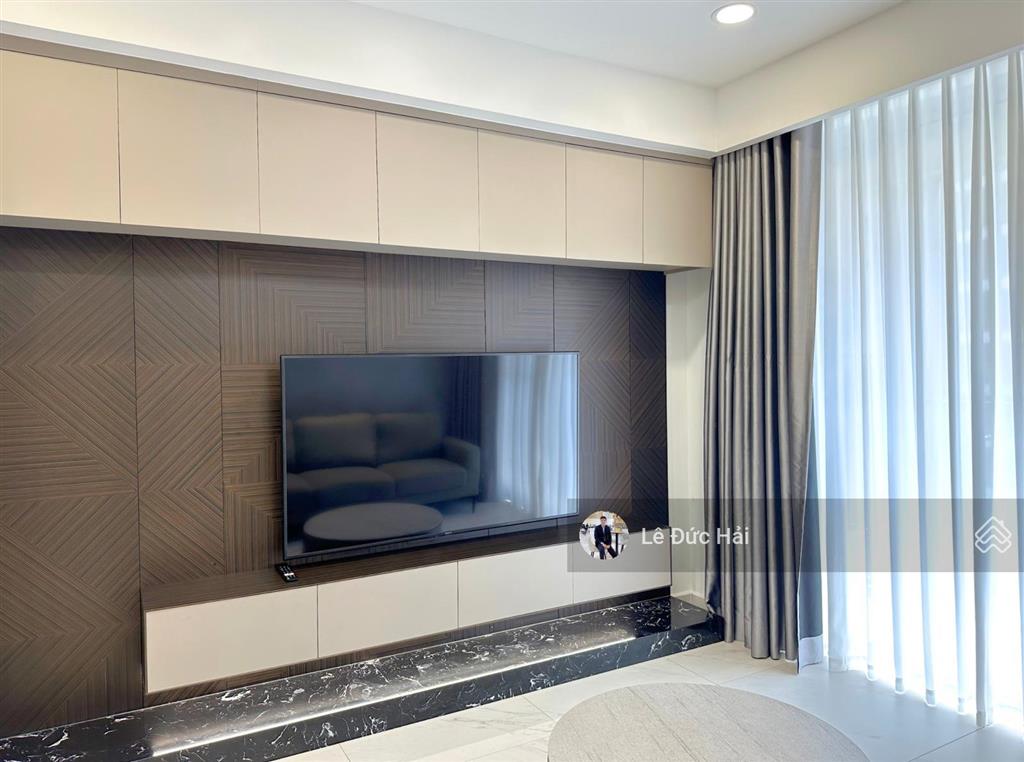 Giá tốt midtown cho thuê  24 triệu/tháng  2pn midtown full nội thất vào ở ngay.  0902 244 ***