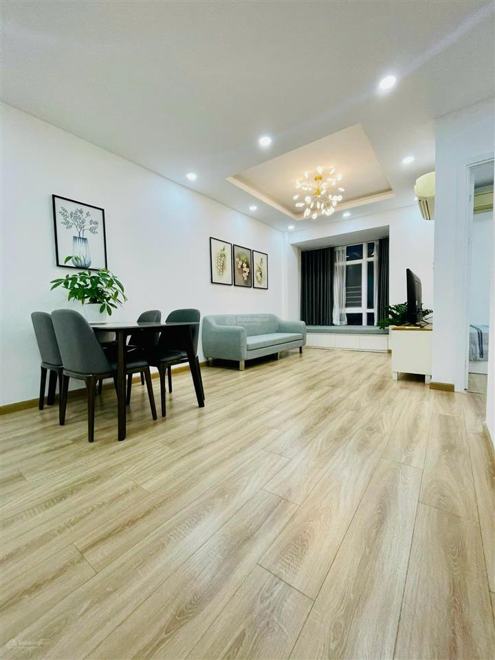 Bán căn hộ sky garden 3, 5,2 tỷ, 74m2, view đẹp, nhiều tiện ích