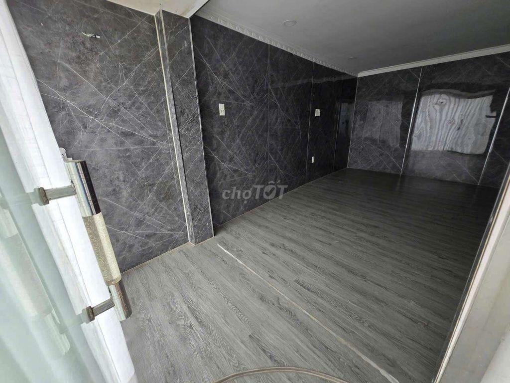Cho thuê MT Lầu1 & 2 (4,5×8) lối đi riêng, sân xe hợp  Vp,Ở,KDonline..