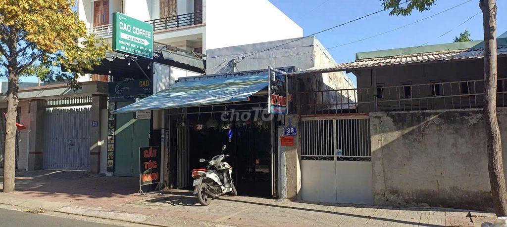 Bán nhà mặt tiền đường Bến Nôm, P Rạch Dừa, TP HCM