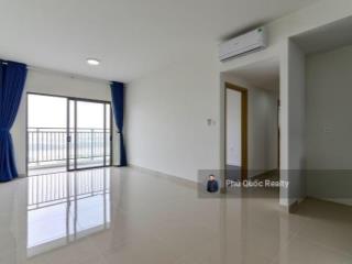 Hàng hiếm cho thuê ntcb  căn hộ 3 phòng ngủ 2wc the sun avenue  ban công dài