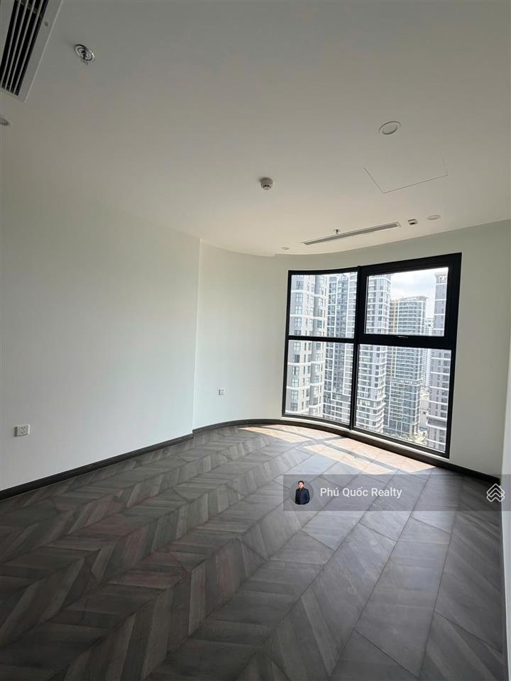 Siêu rẻ nhất thị trường the beverly  vinhomes grand park, bán 4.95 tỷ 2 phòng ngủ 2wc