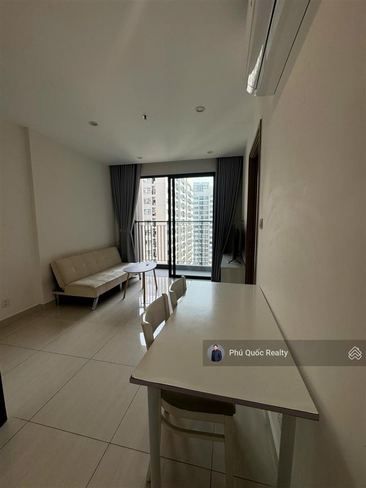 Bán giá rẻ 3.05 tỷ the origami  vinhomes grand park, căn hộ 2 phòng ngủ 2wc  full nội thất