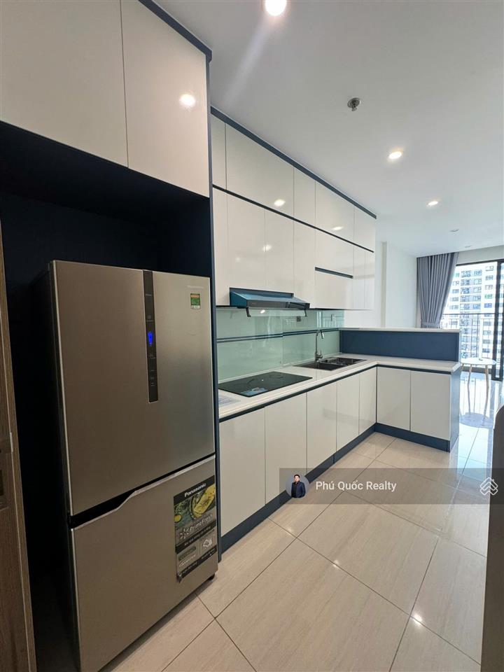 Bán giá rẻ 3.05 tỷ the origami  vinhomes grand park, căn hộ 2 phòng ngủ 2wc  full nội thất