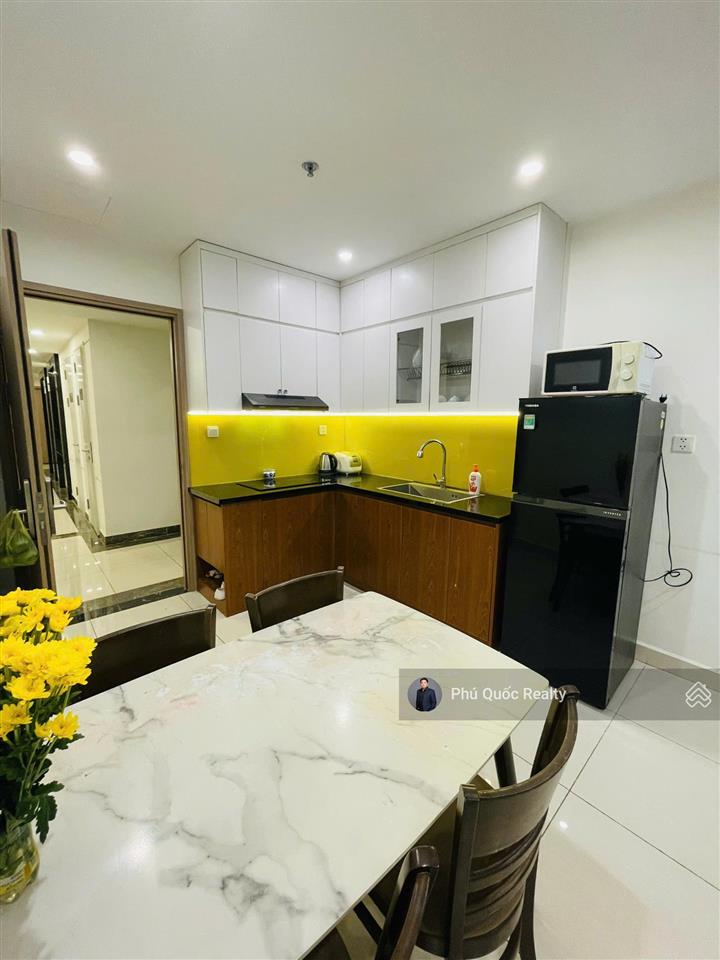 The rainbow  vinhomes grand park cho thuê căn hộ 2 phòng ngủ 2wc, full nội thất