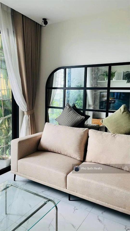 Bán rẻ 2 phòng ngủ 2wc căn hộ cao cấp the beverly solari  vinhomes grand park, nội thất dính tường