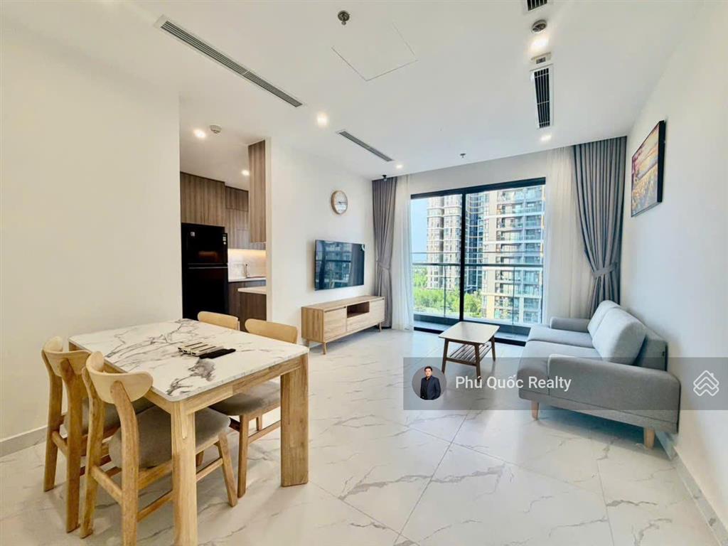 Nhà mới the opus one  vinhomes grand park cho thuê 2 phòng ngủ 2wc  full nội thất xịn