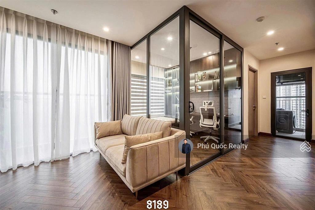 Cho thuê nhanh căn hộ the rainbow, vinhomes grand park  ch 2 phòng ngủ, full nội thất