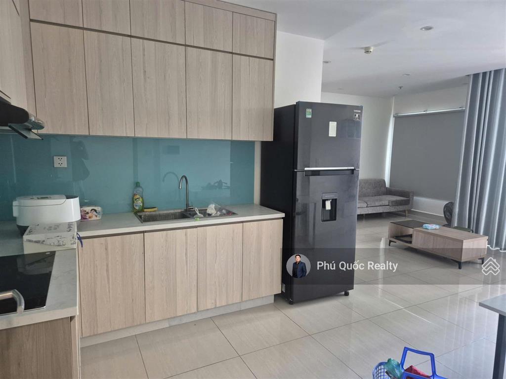 Cho thuê nhanh căn hộ the rainbow, vinhomes grand park  ch 2 phòng ngủ, nt như hình