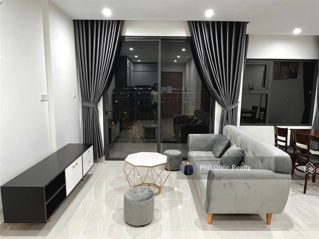 Cho thuê nhanh căn hộ the rainbow, vinhomes grand park  ch 2 phòng ngủ, nt như hình