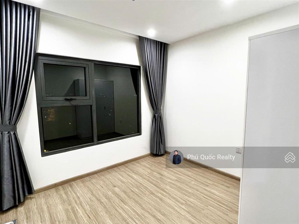 Cho thuê nhanh căn hộ the rainbow, vinhomes grand park  ch 2 phòng ngủ, nt như hình