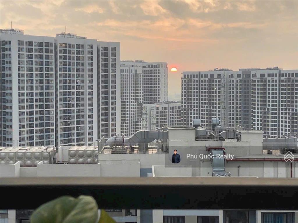 Sổ hồng bán nhanh the rainbow, vinhomes grand park  ch 2 phòng ngủ+, full nội thất