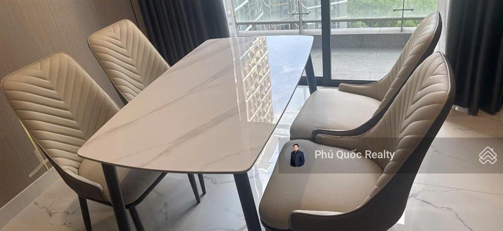 Cho thuê 2 phòng ngủ+ the beverly solari  vinhomes grand park, có ít nội thất, view thoáng