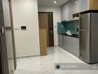 Cho thuê 2 phòng ngủ+ the beverly solari  vinhomes grand park, có ít nội thất, view thoáng