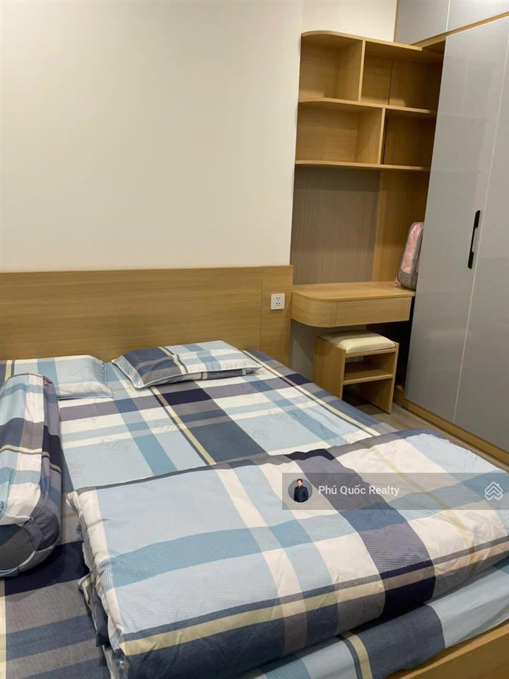 Cho thuê 2 phòng ngủ+ the beverly solari  vinhomes grand park, có ít nội thất, view thoáng