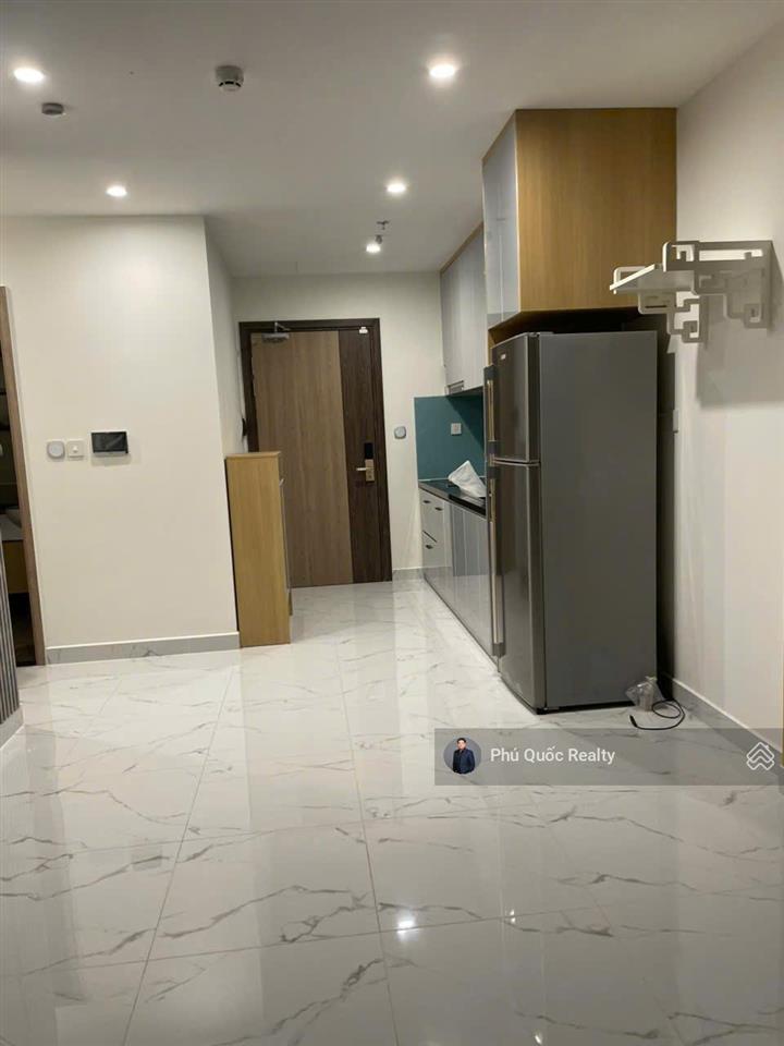 Cho thuê 2 phòng ngủ+ the beverly solari  vinhomes grand park, có ít nội thất, view thoáng