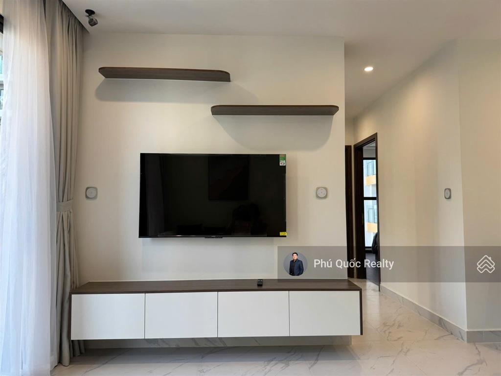 Nhà mới 100% the beverly  vinhomes grand park, cho thuê 2pn  2wc full nội thất xịn