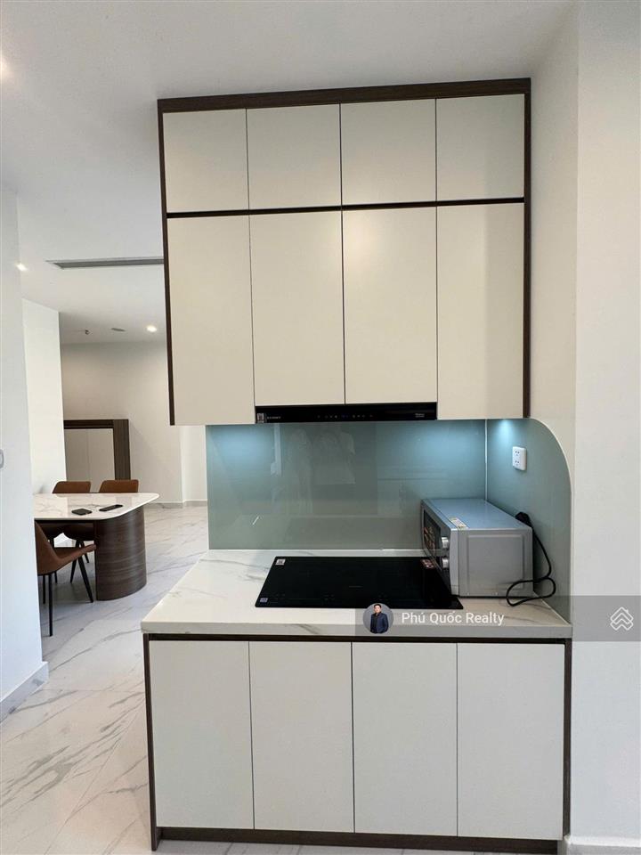 Nhà mới 100% the beverly  vinhomes grand park, cho thuê 2pn  2wc full nội thất xịn