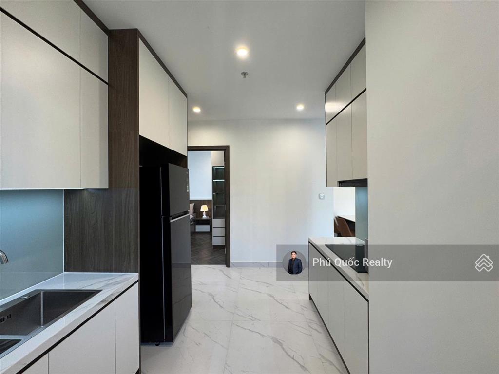 Nhà mới 100% the beverly  vinhomes grand park, cho thuê 2pn  2wc full nội thất xịn