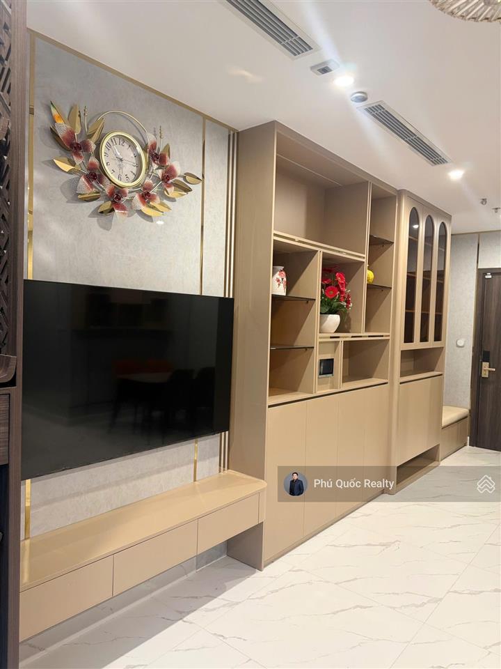 Nhà mới the opus one  vinhomes grand park cho thuê 2 phòng ngủ 2wc  mới 100%, full nội thất