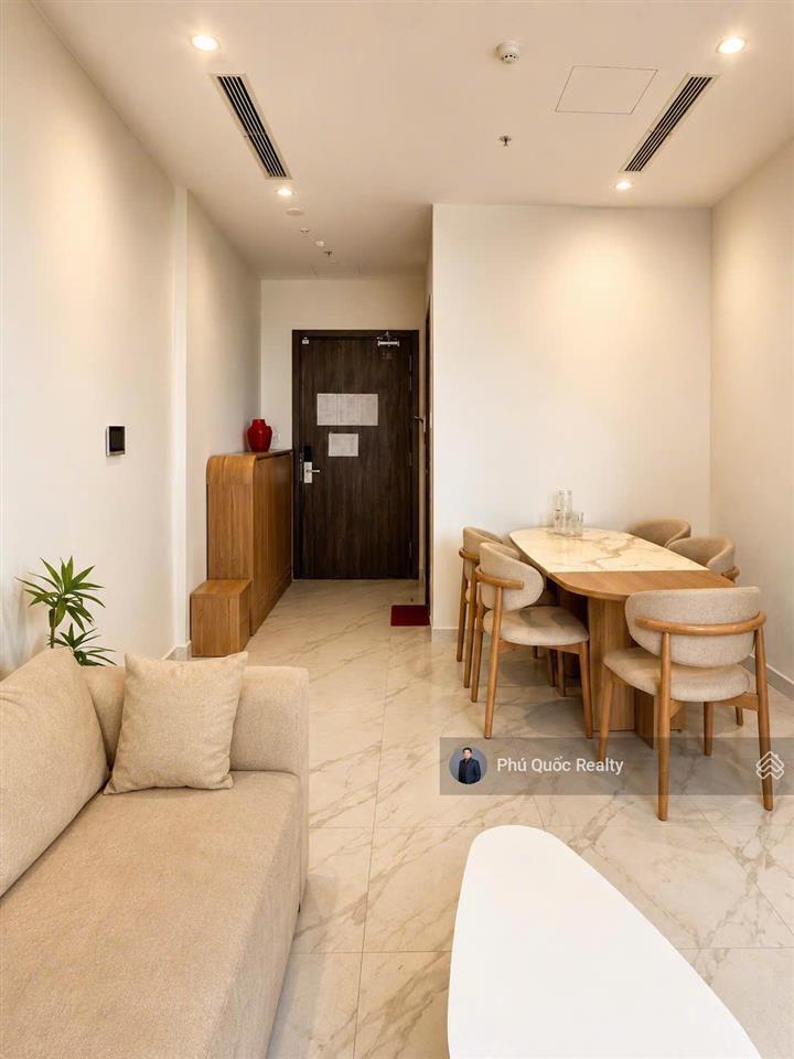 Cho thuê căn góc the beverly  vinhomes grand park, 2pn  2wc  full nội thất mới