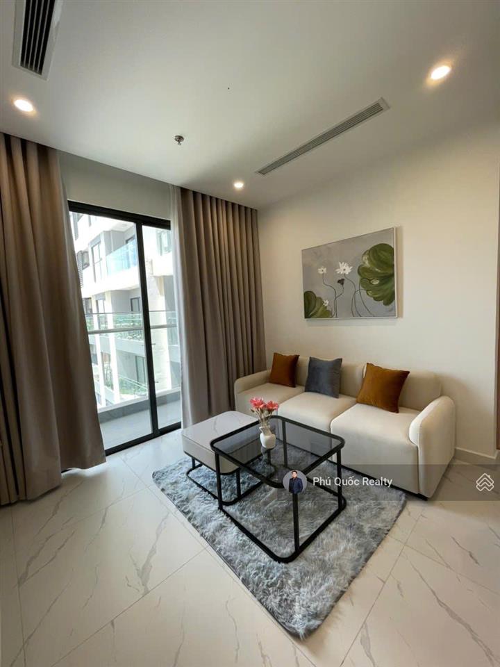 Căn góc the opus one  vinhomes grand park cho thuê 2 phòng ngủ 2wc, full nội thất