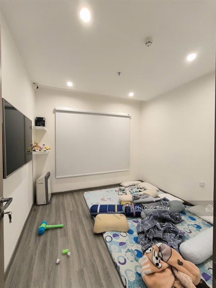 Cho thuê căn hộ the beverly  vinhomes grand park, 2pn  2wc chỉ 10tr/ tháng